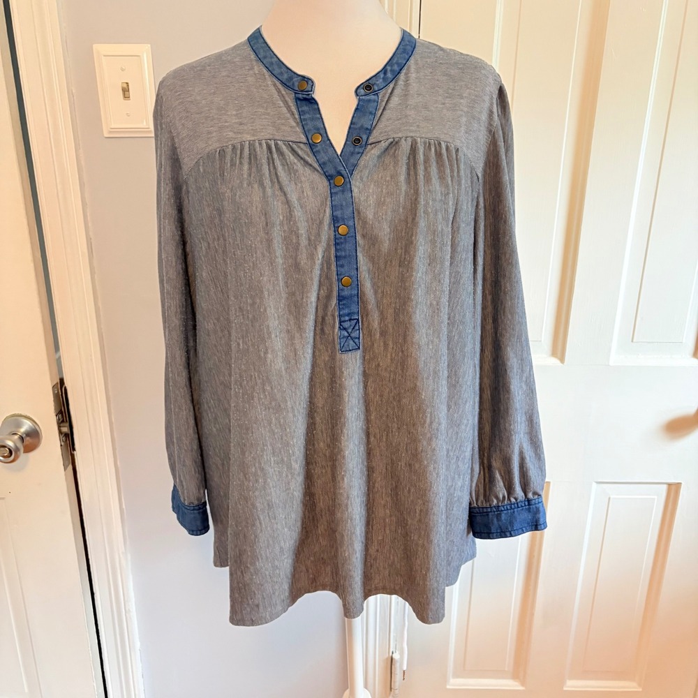 Anthropologie Postmark Womens Large Blouse Blue Grey Chambray Henley Long Sleeve